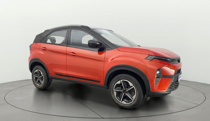 2023 Tata NEXON FEARLESS + SUNROOF AMT DUAL TONE 1.5 DIESEL, Diesel, Automatic, 15,482 km, SRP