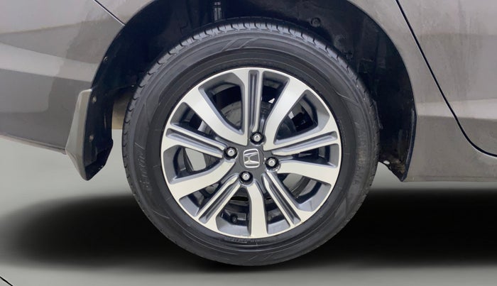 2018 Honda City 1.5L I-VTEC V MT, Petrol, Manual, 1,28,745 km, Right Rear Wheel