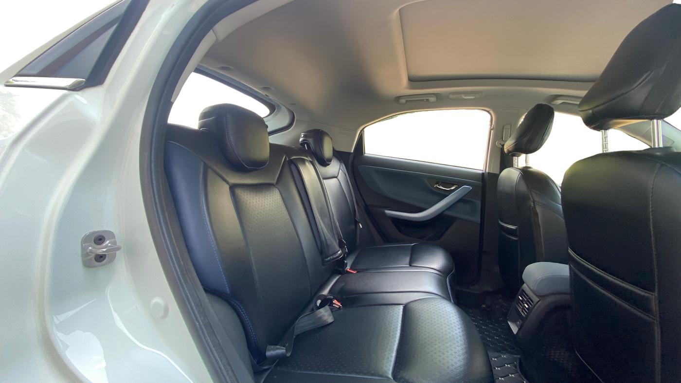 2024 Tata Curvv Creative Plus S 1.2 Petrol 6MT, Petrol, Manual, 32,433 km, Right Side Rear Door Cabin