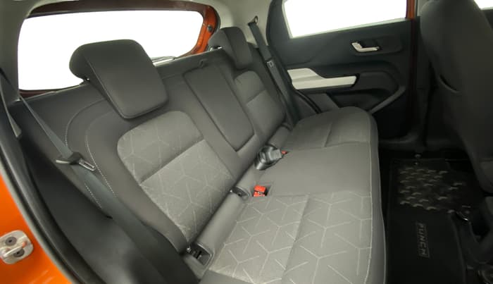 2022 Tata PUNCH CREATIVE AMT 1.2 RTN DUAL TONE, Petrol, Automatic, 20,806 km, Right Side Rear Door Cabin
