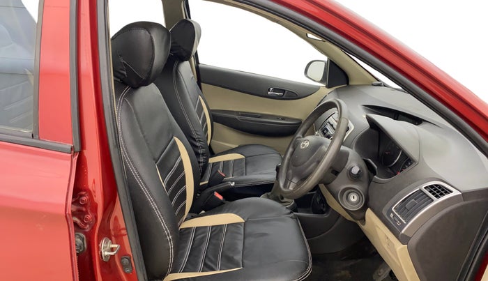 2012 Hyundai i20 MAGNA (O) 1.2, Petrol, Manual, 44,329 km, Right Side Front Door Cabin