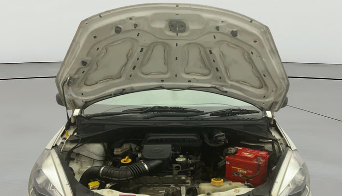 2018 Tata Tiago XT 1.2 REVOTRON, Petrol, Manual, 85,446 km, Open Bonet