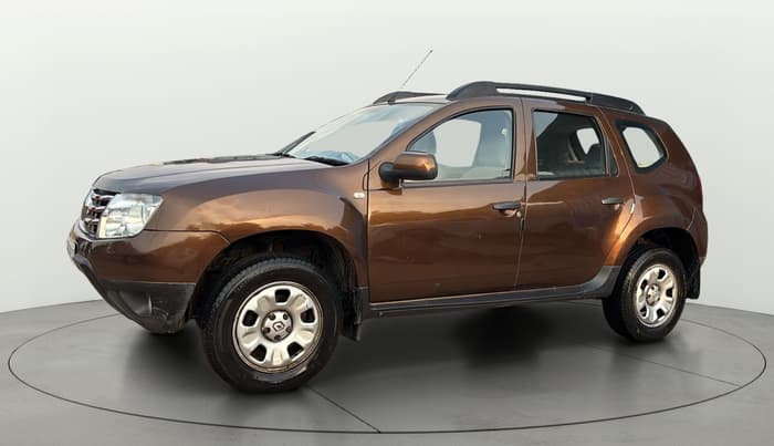 2015 Renault Duster 85 PS RXL DIESEL, Diesel, Manual, 1,17,548 km, Left Front Diagonal