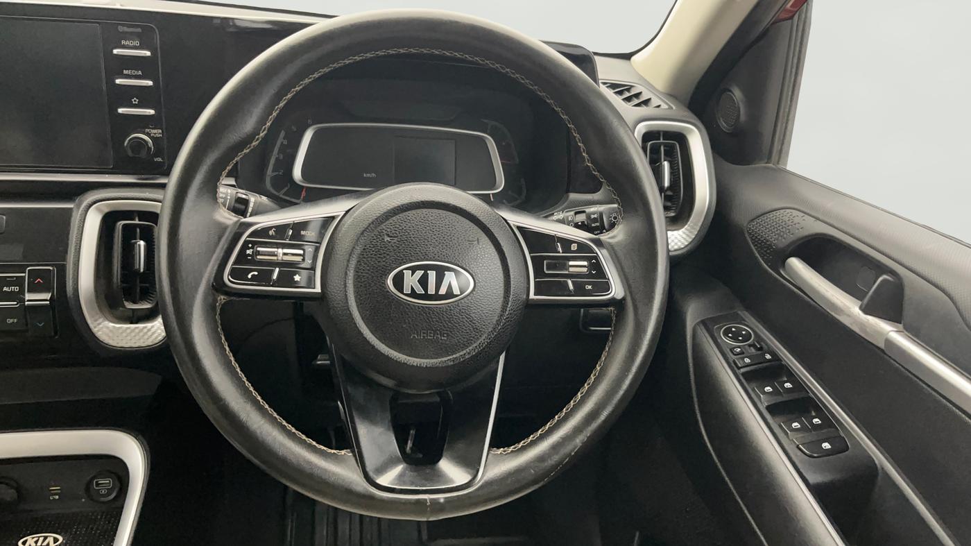 2020 KIA SONET HTK PLUS 1.5, Diesel, Manual, 84,886 km, Steering Wheel Close Up