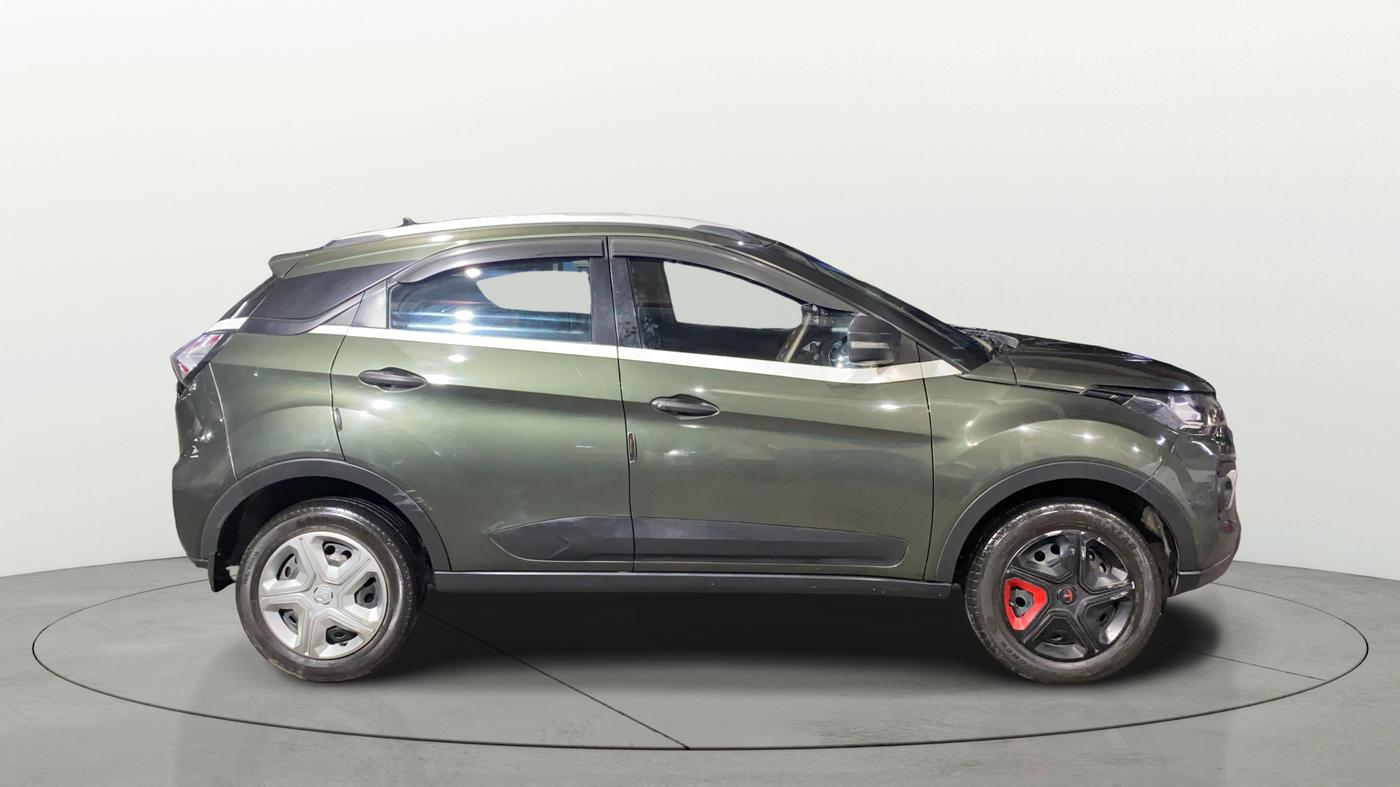 2021 Tata NEXON XM PLUS SUNROOF PETROL, Petrol, Manual, 41,180 km, Right Side View