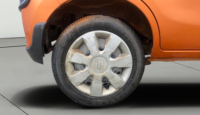 2017 Maruti Alto K10 VXI, Petrol, Manual, 17,625 km, Right Rear Wheel