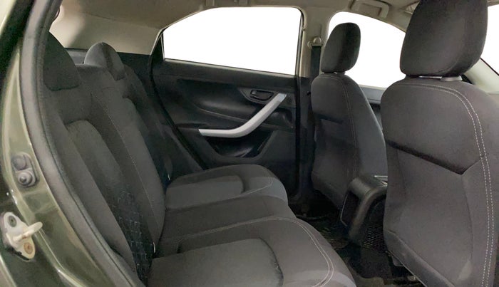 2021 Tata NEXON XM SUNROOF PETROL, Petrol, Manual, 45,192 km, Right Side Rear Door Cabin