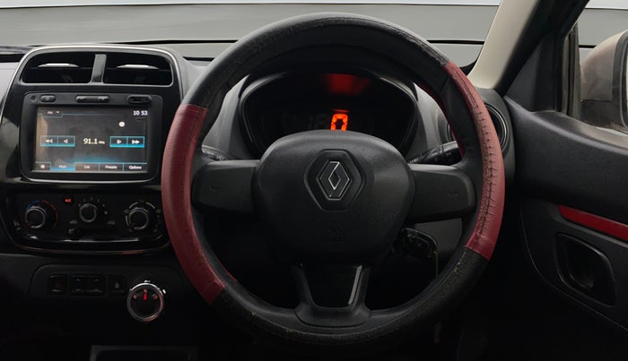 2016 Renault Kwid RXT 1.0 AMT, Petrol, Automatic, 42,109 km, Steering Wheel Close Up