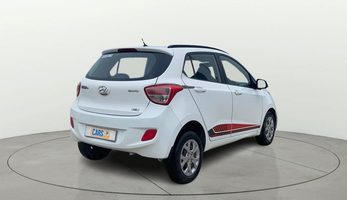 2016 Hyundai Grand i10 SPORTZ 1.2 KAPPA VTVT, CNG, Manual, 97,381 km, Right Back Diagonal