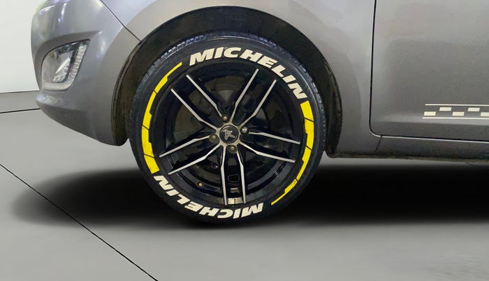 2014 Hyundai i20 SPORTZ 1.2, Petrol, Manual, 57,659 km, Left Front Wheel