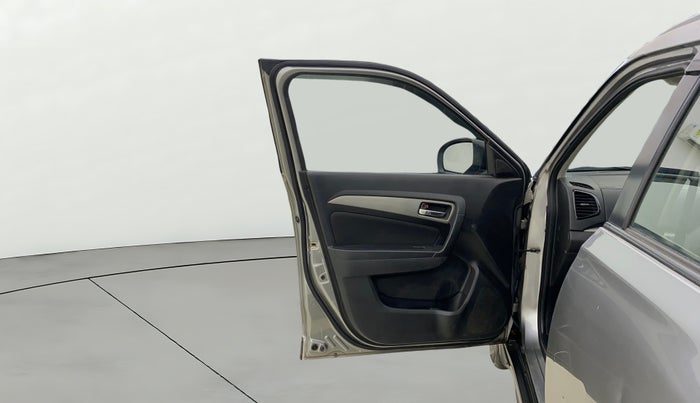 2019 Maruti Vitara Brezza ZDI PLUS AMT, Diesel, Automatic, 71,802 km, LHS Front Door