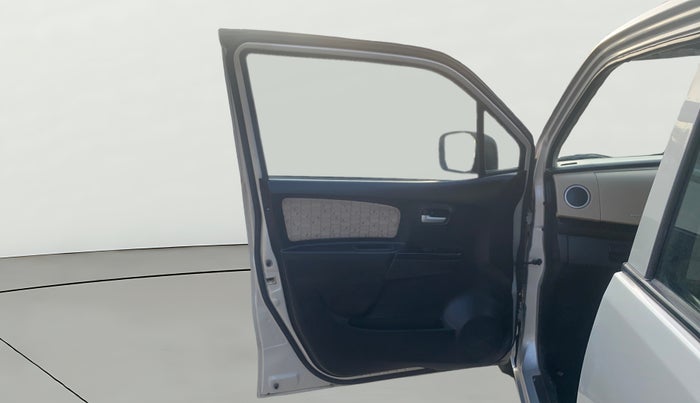 2017 Maruti Wagon R 1.0 VXI, Petrol, Manual, 60,873 km, LHS Front Door