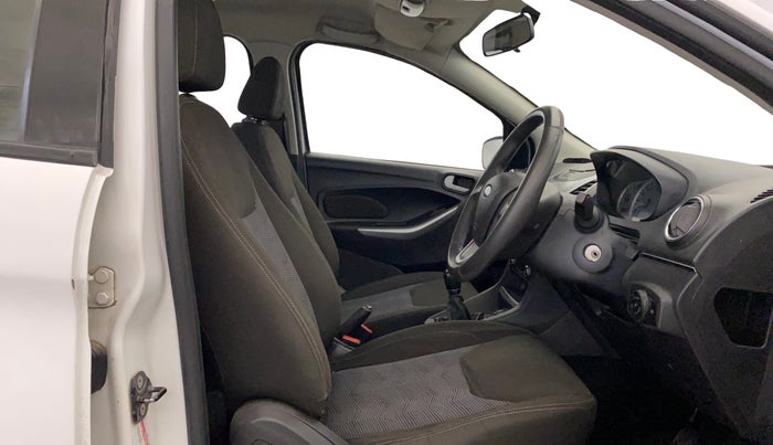 2016 Ford New Figo TITANIUM 1.2 PETROL MT, Petrol, Manual, 56,758 km, Right Side Front Door Cabin