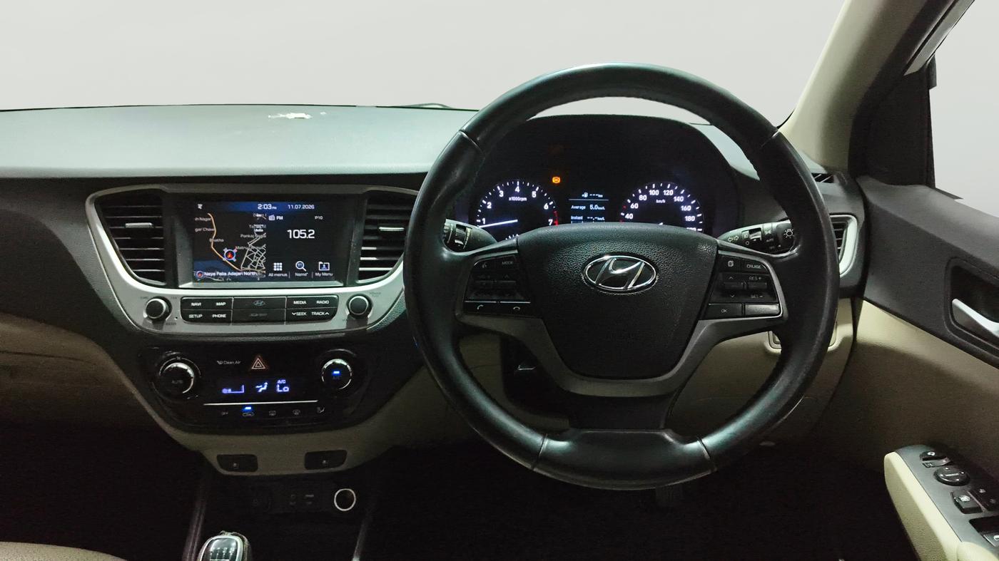 2018 Hyundai Verna 1.6 VTVT SX O, Petrol, Manual, 89,867 km, Steering Wheel Close Up
