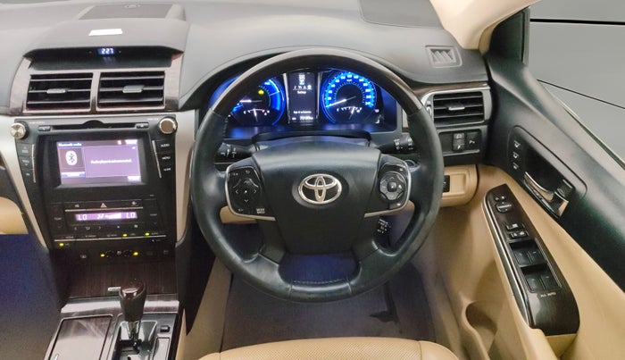 2016 Toyota Camry HYBRID, Hybrid, Automatic, 75,189 km, Steering Wheel Close Up