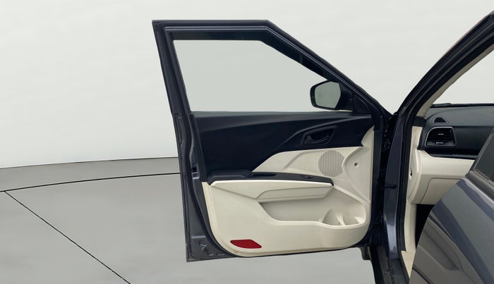 2024 Mahindra XUV 3XO MX3 Pro 1.5 Turbo Diesel, Diesel, Manual, 83,027 km, LHS Front Door