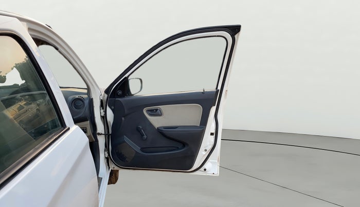 2015 Maruti Alto K10 LXI, Petrol, Manual, 71,642 km, RHS Front Door