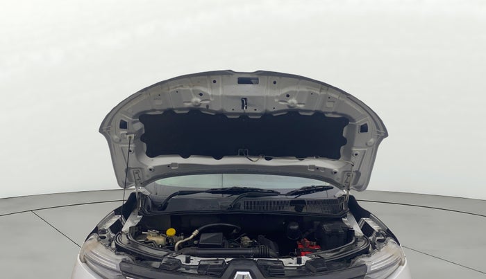 2021 Renault Kiger RXE MT, Petrol, Manual, 31,387 km, Open Bonet