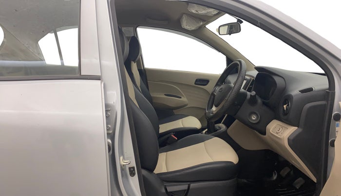 2020 Hyundai NEW SANTRO SPORTZ EXECUTIVE MT CNG, CNG, Manual, 91,928 km, Right Side Front Door Cabin