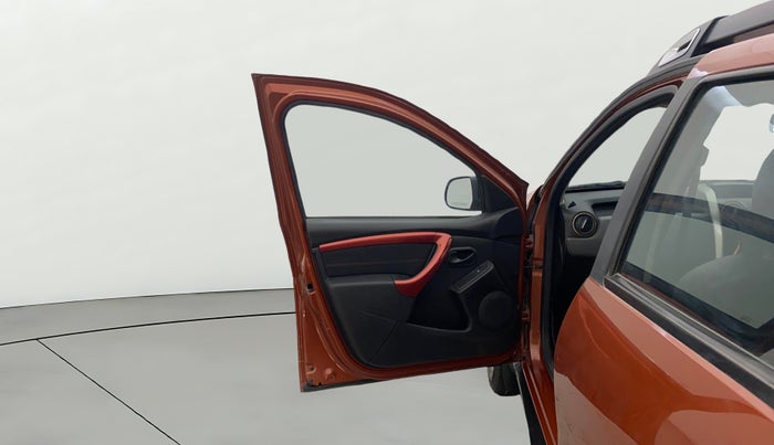 2018 Renault Duster RXS CVT, Petrol, Automatic, 27,281 km, LHS Front Door