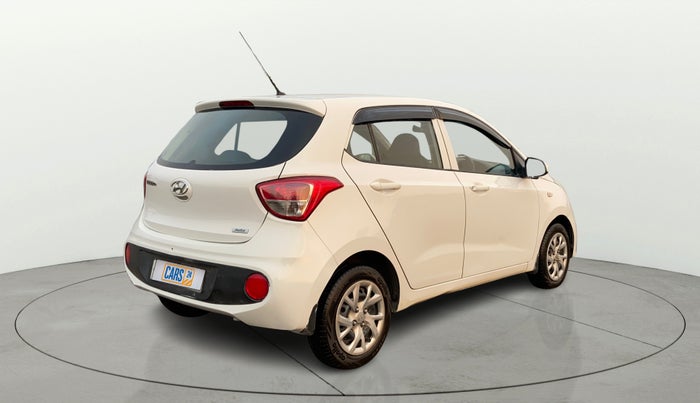 2017 Hyundai Grand i10 MAGNA AT 1.2 KAPPA VTVT, Petrol, Automatic, 53,296 km, Right Back Diagonal