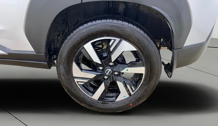2025 Nissan MAGNITE N-Connecta B4D 1.0 Petrol MT, Petrol, Manual, 2,122 km, Left Rear Wheel