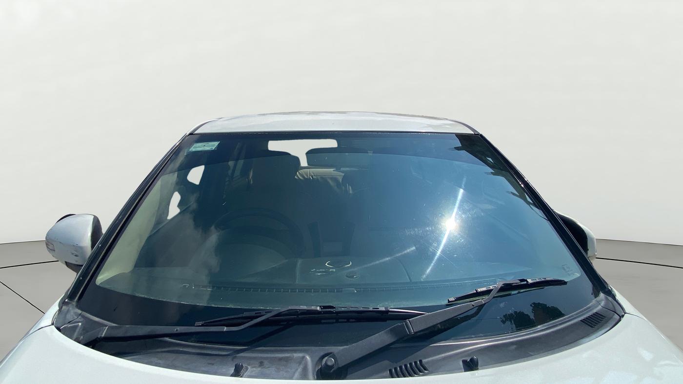 2014 Maruti Swift Dzire VDI, Diesel, Manual, 76,248 km, Front Windshield