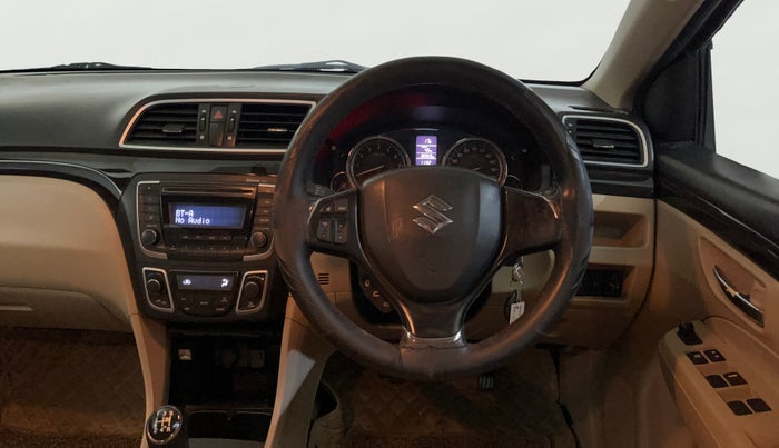 2015 Maruti Ciaz VXI, Petrol, Manual, 38,962 km, Steering Wheel Close Up