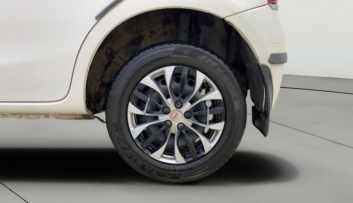 2015 Toyota Etios Liva G, Petrol, Manual, 91,842 km, Left Rear Wheel