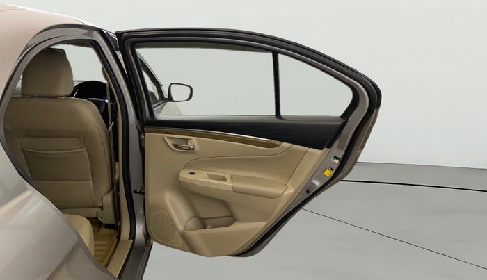 2018 Maruti Ciaz ALPHA  AT 1.5 SHVS PETROL, Petrol, Automatic, 62,754 km, RHS Rear Door