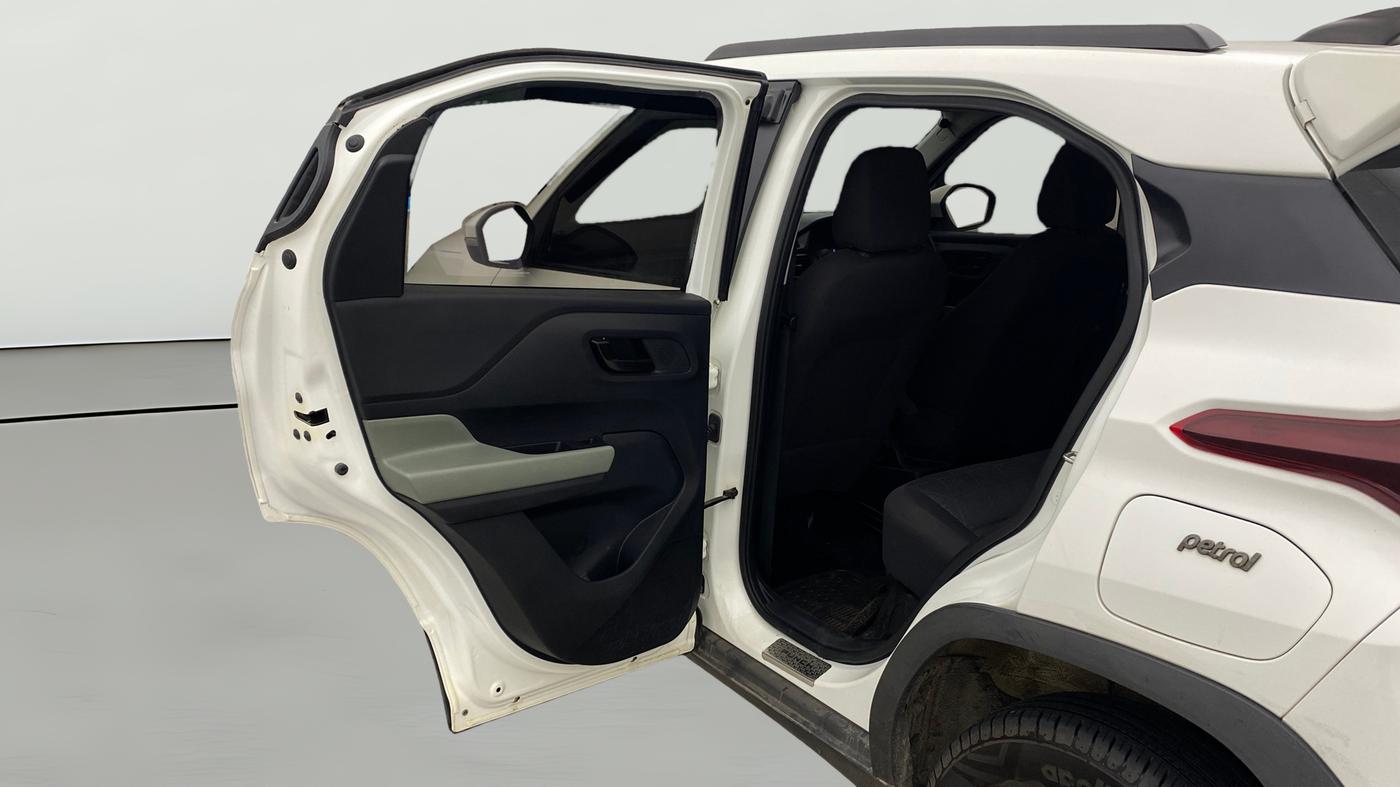 2023 Tata PUNCH ADVENTURE AMT, Petrol, Automatic, 26,554 km, LHS Rear Door