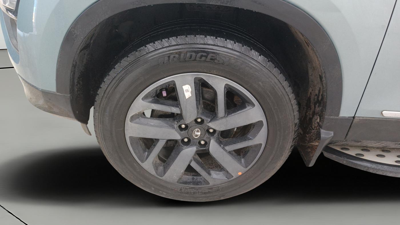 2021 Tata Safari XZ PLUS 6 S, Diesel, Manual, 38,740 km, Left Front Wheel