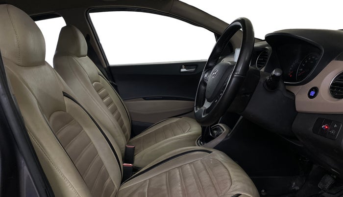 2016 Hyundai Grand i10 ASTA (O) 1.2 KAPPA VTVT, CNG, Manual, 1,16,049 km, Right Side Front Door Cabin