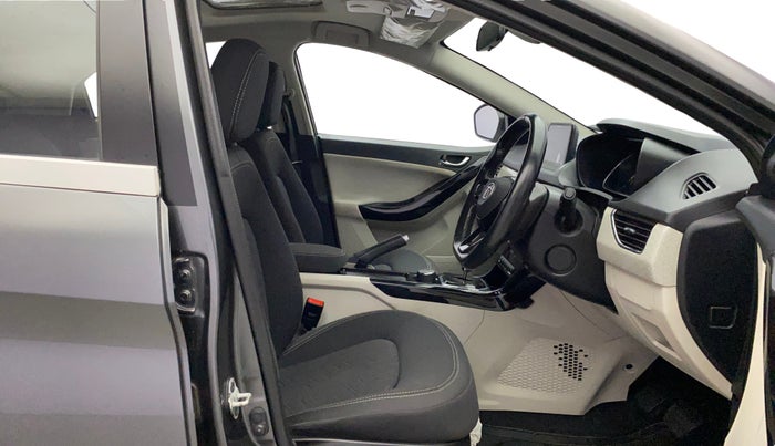 2021 Tata NEXON XZA PLUS SUNROOF PETROL, Petrol, Automatic, 56,395 km, Right Side Front Door Cabin