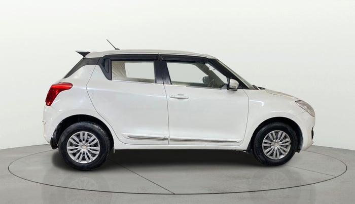 2020 Maruti Swift VXI AMT, Petrol, Automatic, 42,135 km, Right Side View