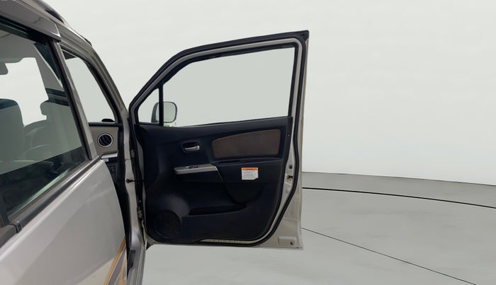 2013 Maruti Wagon R 1.0 LXI CNG, CNG, Manual, 60,983 km, RHS Front Door