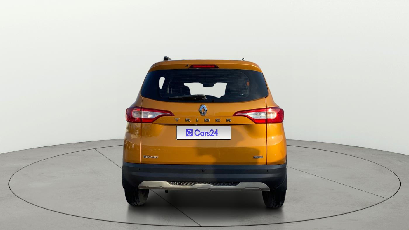 2022 Renault TRIBER RXZ AMT, Petrol, Automatic, 29,665 km, Back/Rear