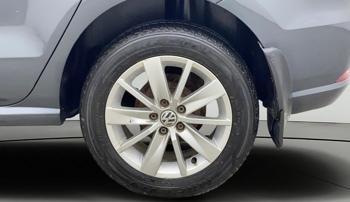 2017 Volkswagen Ameo HIGHLINE PLUS 1.0L 16 ALLOY, Petrol, Manual, 69,025 km, Left Rear Wheel