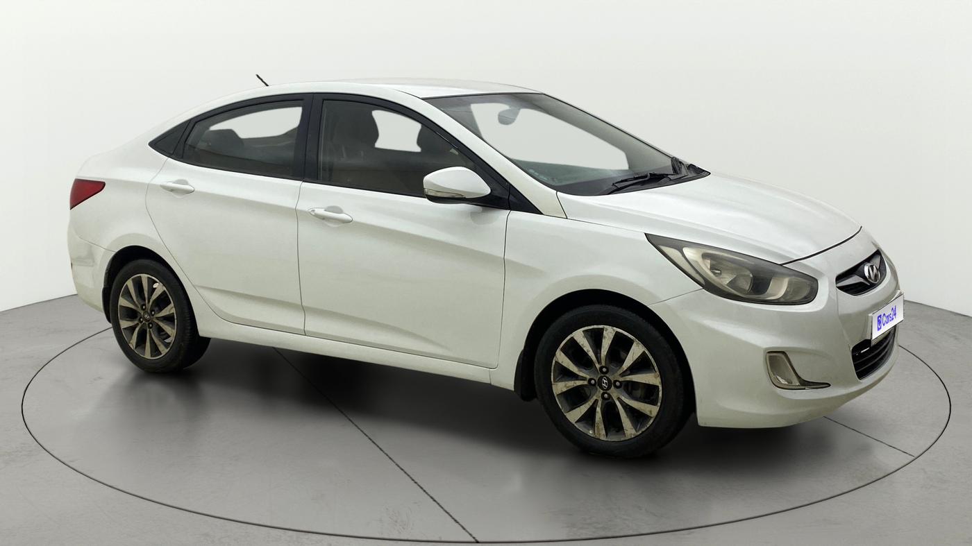 2013 Hyundai Verna FLUIDIC 1.6 VTVT SX, Petrol, Manual, 69,987 km, Right Front Diagonal