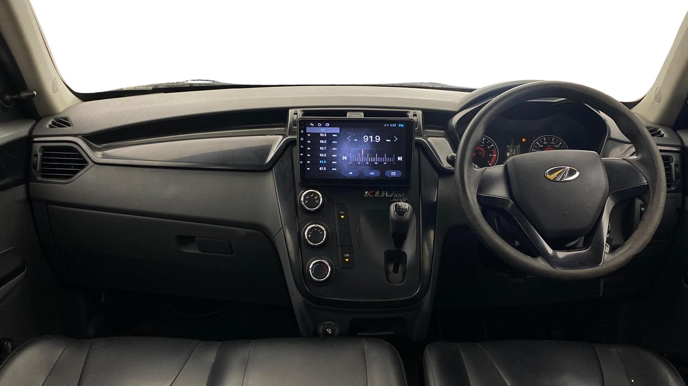 2018 Mahindra KUV 100 NXT K2 P 6 STR, Petrol, Manual, 55,096 km, Dashboard