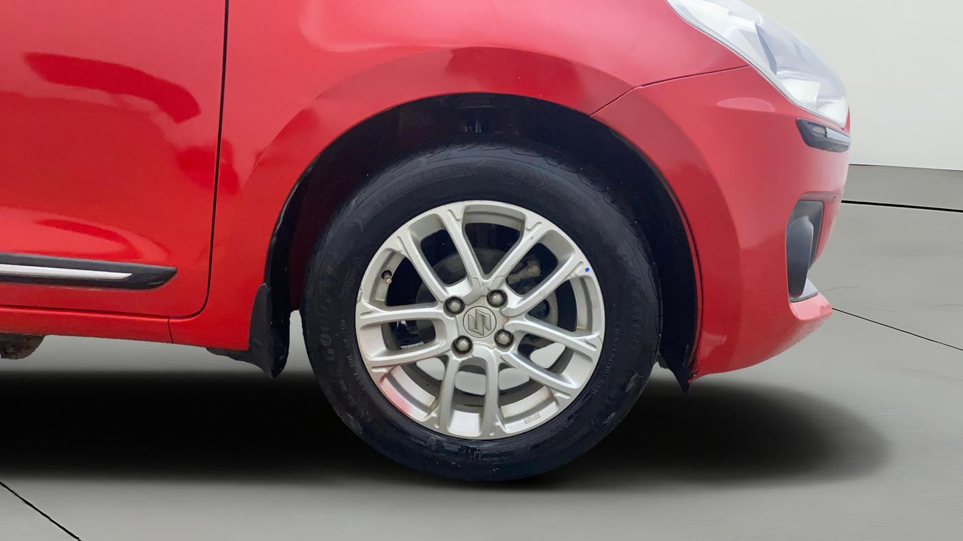 2018 Maruti Swift ZXI AMT, Petrol, Automatic, 57,878 km, Right Front Wheel