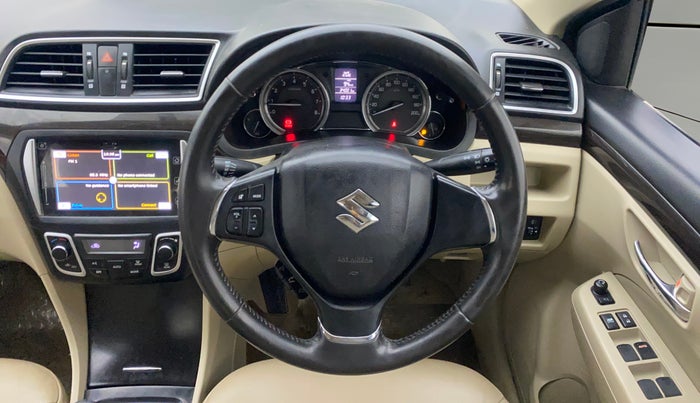 2016 Maruti Ciaz ZXI+, Petrol, Manual, 33,951 km, Steering Wheel Close Up