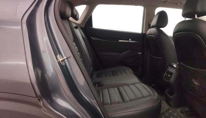 2022 KIA SELTOS GTX PLUS DCT 1.4 PETROL, Petrol, Automatic, 1,02,546 km, Right Side Rear Door Cabin