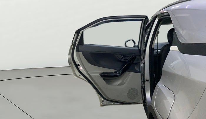 2018 Tata NEXON XT DIESEL, Diesel, Manual, 70,648 km, LHS Rear Door