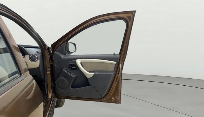 2012 Renault Duster 85 PS RXL DIESEL, Diesel, Manual, 99,303 km, RHS Front Door