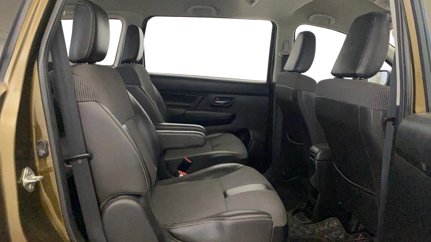 2019 Maruti XL6 ZETA MT, Petrol, Manual, 56,983 km, Right Side Rear Door Cabin