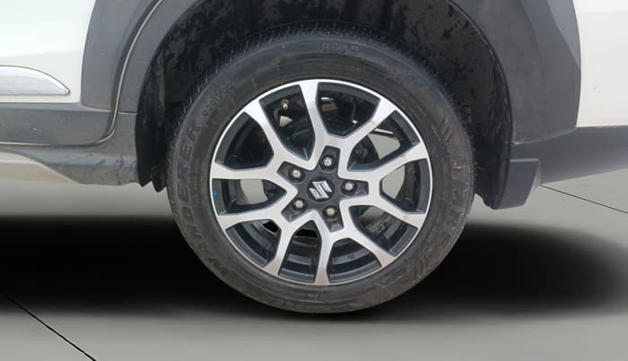 2022 Maruti XL6 ALPHA PLUS MT, Petrol, Manual, 51,656 km, Left Rear Wheel