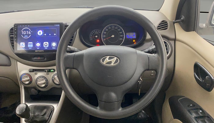 2016 Hyundai i10 MAGNA 1.1, Petrol, Manual, 49,083 km, Steering Wheel Close Up