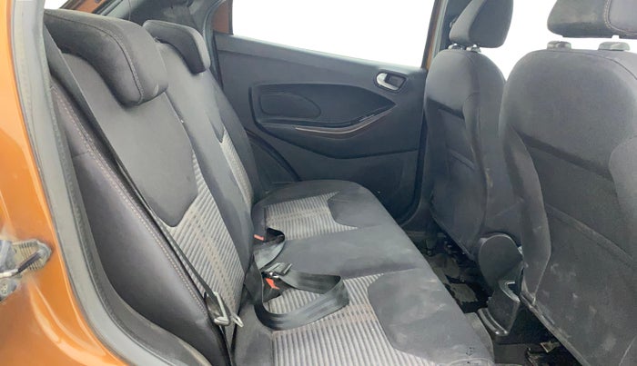 2019 Ford FREESTYLE TITANIUM 1.5 DIESEL, Diesel, Manual, 47,610 km, Right Side Rear Door Cabin