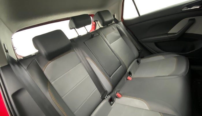 2021 Skoda KUSHAQ STYLE 1.0L TSI MT, Petrol, Manual, 26,831 km, Right Side Rear Door Cabin